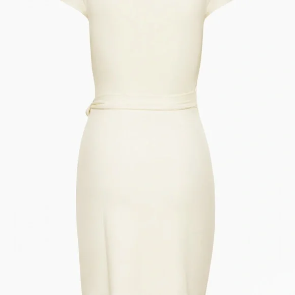 Elegant Cream Dress - Picture 5 of 11